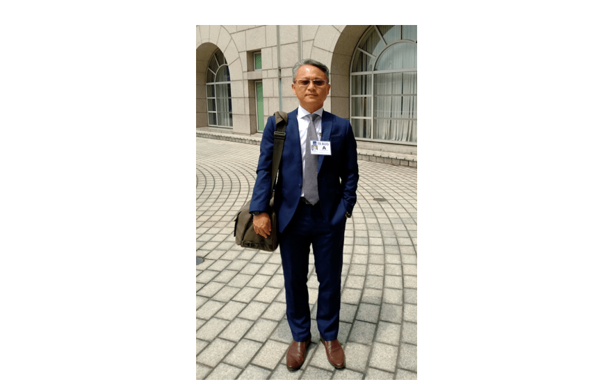 主秘翁健二