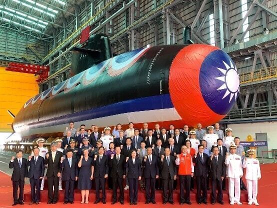 1120928-潛艦國造下水典禮